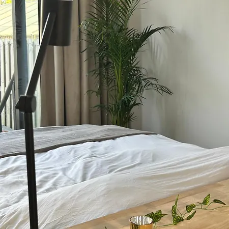 Nova Loft With Hottub And Garden Koksijde